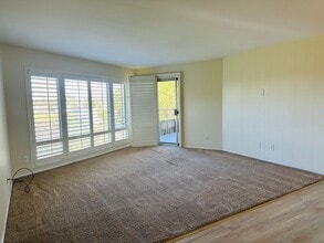 5712 Baltimore Dr in La Mesa, CA - Building Photo - Building Photo