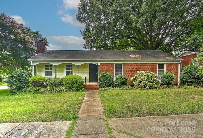 property at 420 Seneca Pl