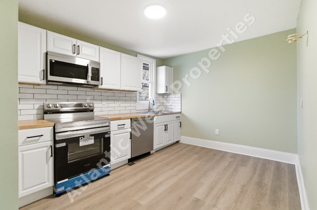 1512 Blair Ave, Unit C in Cincinnati, OH - Foto de edificio - Building Photo