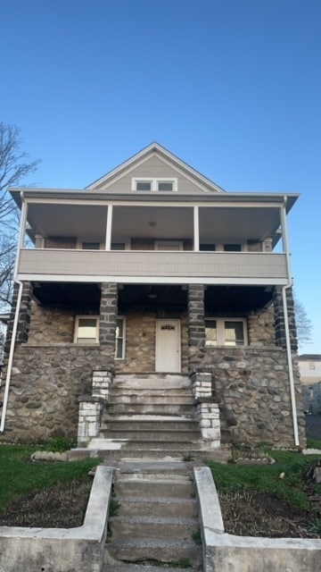 64 Maplewood Ave, Unit Navanne