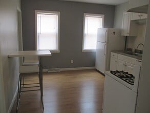 141 Bath St in Providence, RI - Foto de edificio - Building Photo