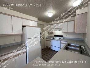 4794 W Kendall St in Boise, ID - Building Photo - Building Photo