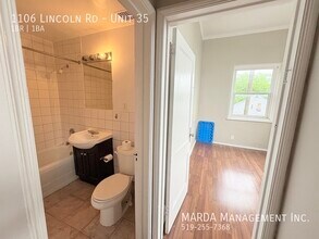 1106 Lincoln Rd in Windsor, ON - Building Photo - Building Photo