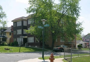 3913 Chatham Rd in Baltimore, MD - Building Photo