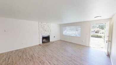 3634 SE 108th Ave in Portland, OR - Building Photo - Building Photo