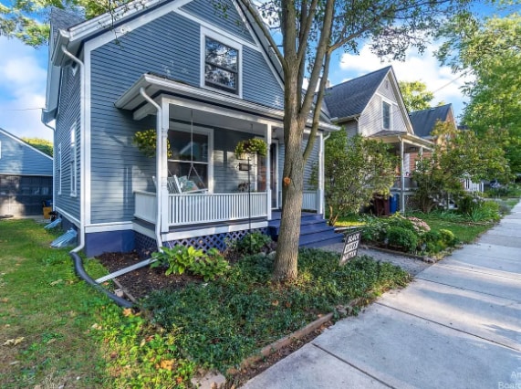 property at 219 Murray Ave