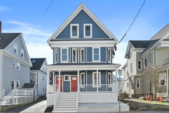 4 Benson St in Boston, MA - Foto de edificio - Building Photo