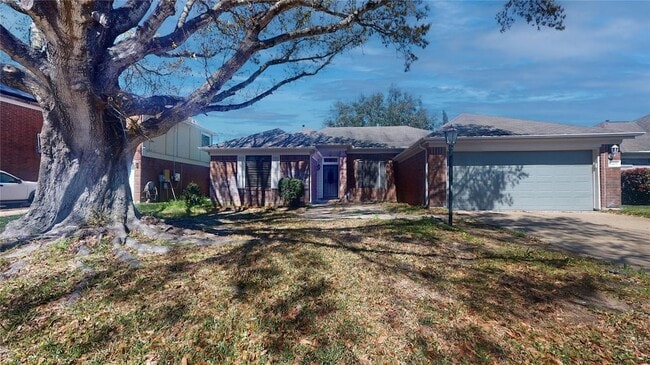 property at 11408 32nd Ave N