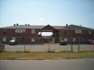 Estrella Apartments in Mission, TX - Building Photo