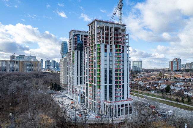 Keystone Condos in Mississauga, ON - Building Photo - Building Photo