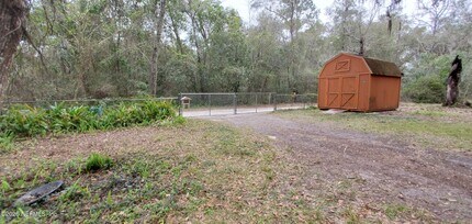 101 Myers Ln in Hawthorne, FL - Building Photo - Building Photo