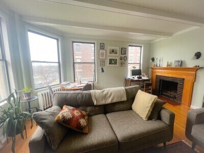 1480 Commonwealth Ave in Boston, MA - Building Photo - Building Photo