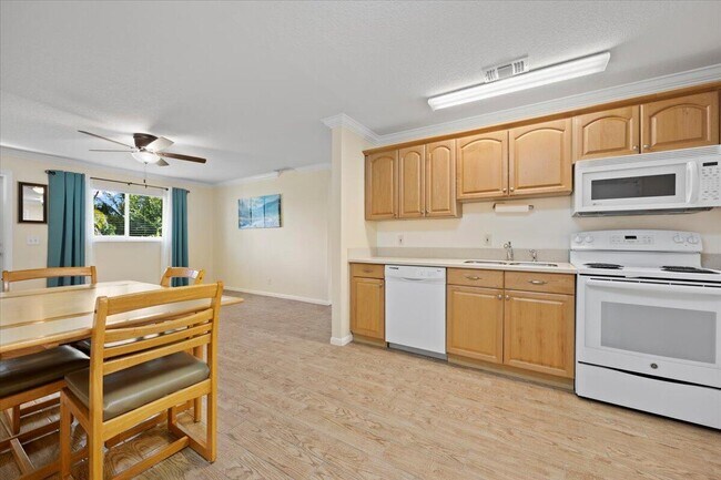 260 Jennings Ave in Greenacres, FL - Building Photo - Building Photo