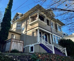 1534 SW Montgomery St in Portland, OR - Building Photo