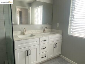 2516 Toltec Cir in San Ramon, CA - Building Photo - Building Photo