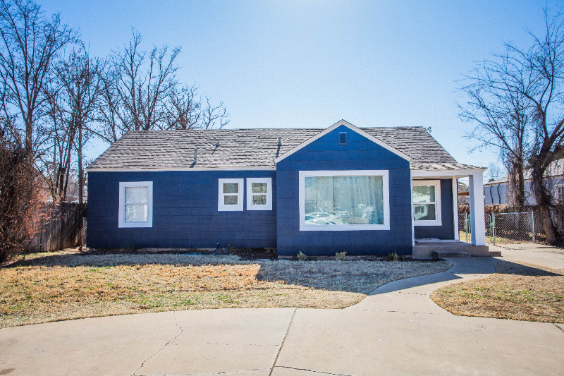 2409 30th St in Lubbock, TX - Building Photo