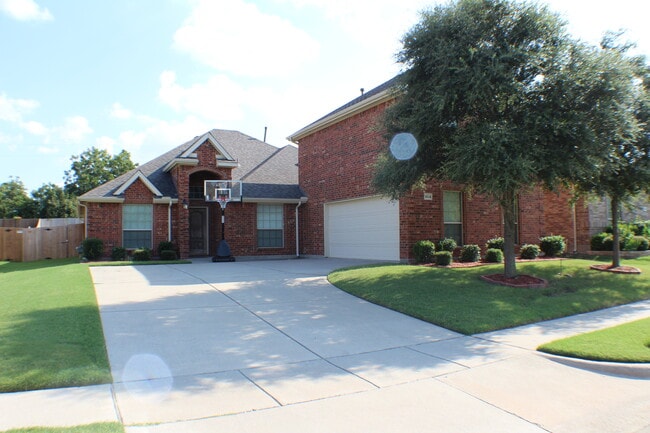 property at 1614 Westfield way