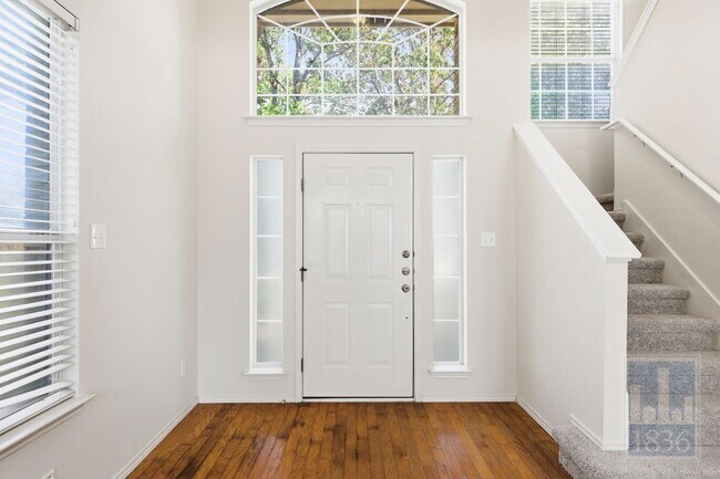 10520 Fosseway Dr in Austin, TX - Building Photo - Building Photo