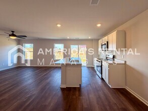 49 River Rock St in Lincoln, AL - Building Photo - Building Photo