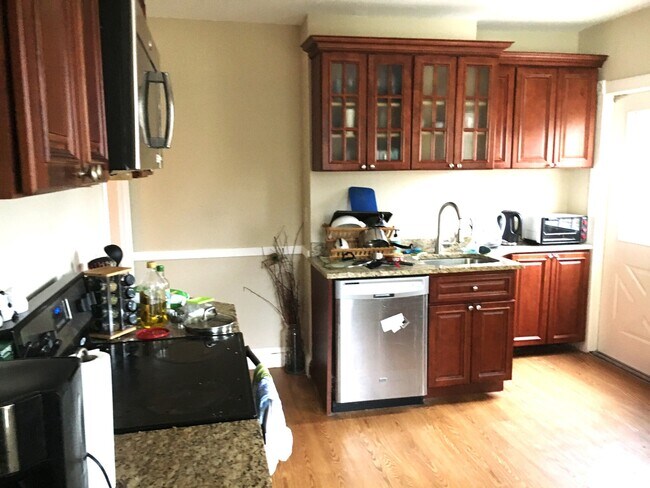 property at 17 Putnam Ave