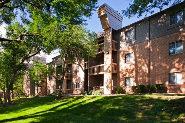 Wycliffe by Broadmoor in Omaha, NE - Foto de edificio - Building Photo