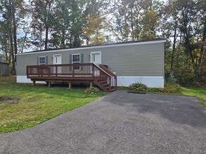3783 NY-32 in Saugerties, NY - Building Photo - Building Photo