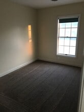 12415 Turtle Dove Pl in Waldorf, MD - Foto de edificio - Building Photo