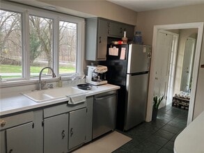 4 Peachtree Ln in Pittsford, NY - Building Photo - Building Photo