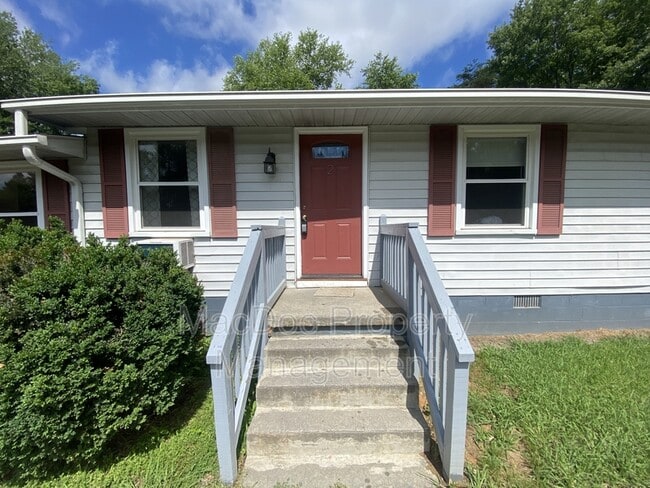 property at 114-116 Loch Lane Dr