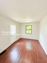 1889 Laramie Dr in Powell, OH - Building Photo - Building Photo