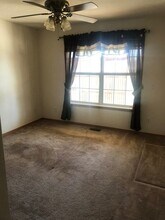 521-523 E Rogers Dr in Stillwater, OK - Building Photo - Building Photo