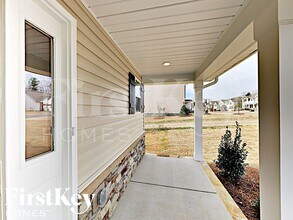 11526 Allen A Brown Rd in Charlotte, NC - Foto de edificio - Building Photo