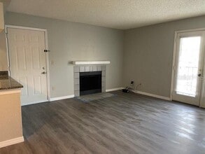 2550 N Alafaya Trail in Orlando, FL - Building Photo - Building Photo