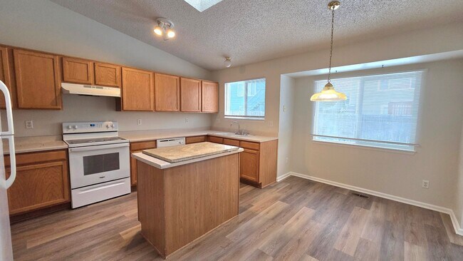 property at 3231 Goldeneye Pl