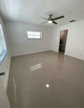 19336 Carolina Cir in Boca Raton, FL - Building Photo - Building Photo