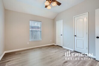 114 Crescent Bay Dr in League City, TX - Building Photo - Building Photo