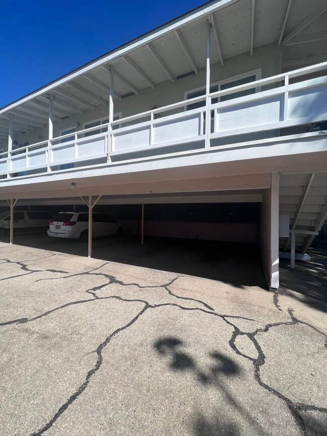 253 S Pacific Ave in Ventura, CA - Building Photo - Building Photo