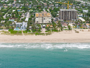 401 Briny Ave in Pompano Beach, FL - Building Photo - Building Photo