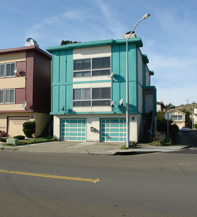 4043-A Callan Blvd in Daly City, CA - Building Photo