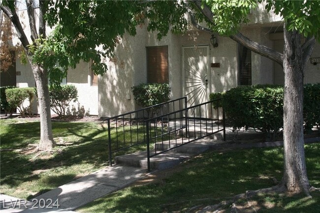 property at 2616 Aracatuba Ave