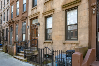 382 Bergen St in Brooklyn, NY - Building Photo - Building Photo