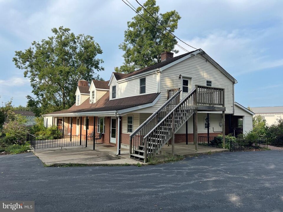 91 Advent Dr in Martinsburg, WV - Building Photo