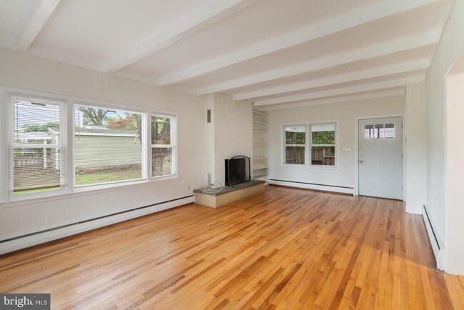 property at 920 Boucher Ave