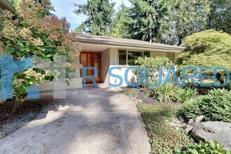 307 Slater St in Kirkland, WA - Building Photo - Building Photo