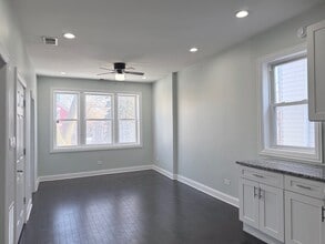 1520 S Kedvale Ave in Chicago, IL - Building Photo - Building Photo