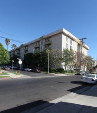 Building Photo - Hyde Park Apartments in Los Angeles, California