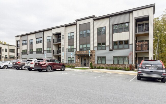 10411 Resort Rd, Unit Q in Ellicott City, MD - Building Photo - Building Photo