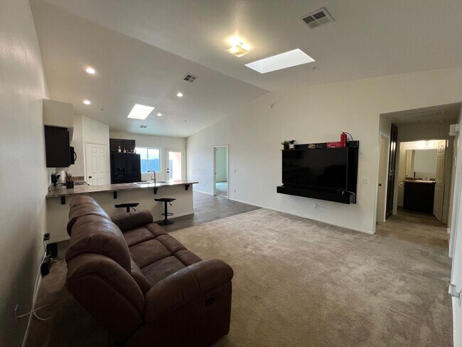 3743 S Desert Sky Dr in Yuma, AZ - Building Photo - Building Photo