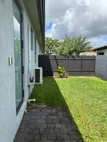 131 ave SW 232 St in Goulds, FL - Building Photo