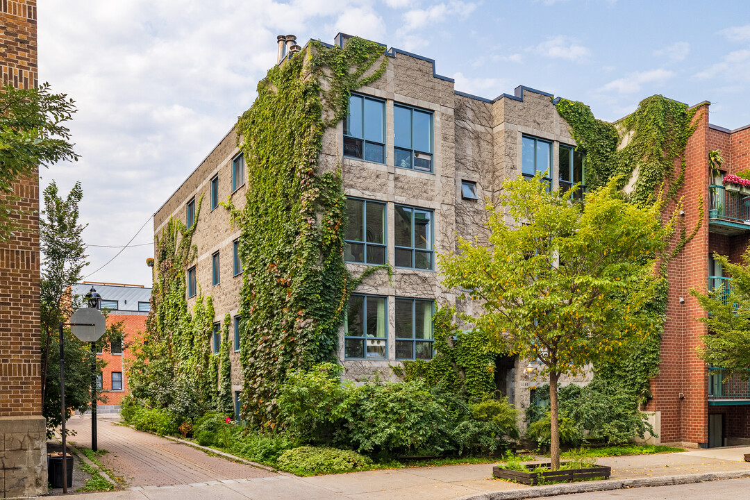 1180 Alexandre-Desève Rue in Montréal, QC - Building Photo